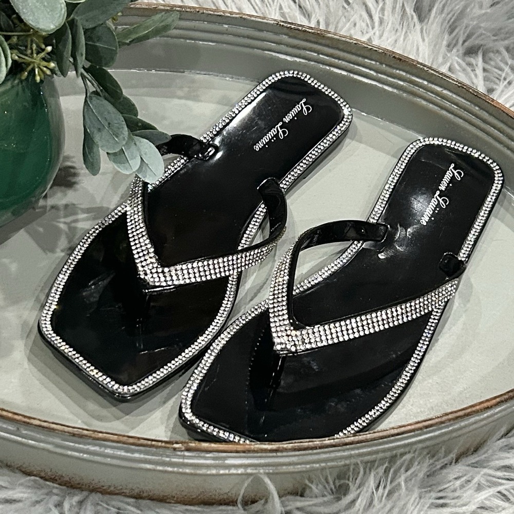 Lauren Lorraine WMS Tampa Flip Flops Black Size 7 Rhinestone Dressy Sandals NIB